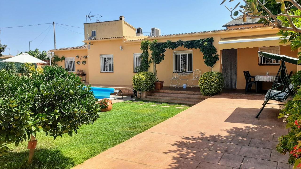 Chalet Vacacional Con Piscina Privada Y Barbacoa Tarragona Exterior foto