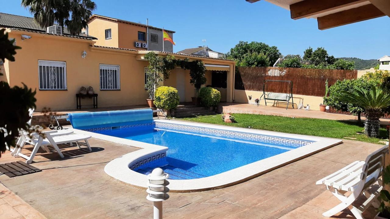 Chalet Vacacional Con Piscina Privada Y Barbacoa Tarragona Exterior foto